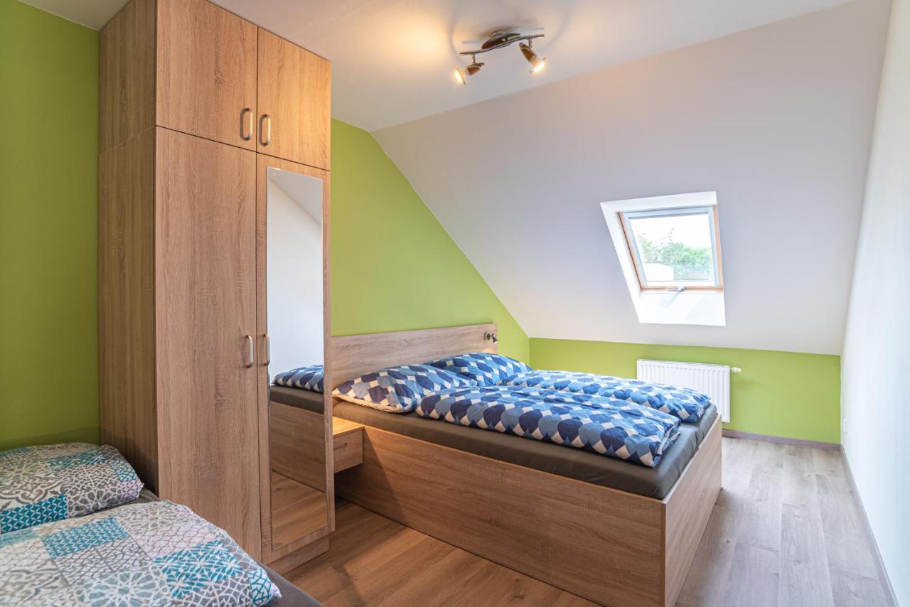 מיקולוב Saeli Apartments מראה חיצוני תמונה